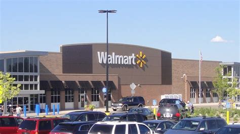 Walmart waukesha - Contact Jim Riccioli at (262) 446-6635 orjames.riccioli@jrn.com. Follow him on Twitter at@jariccioli. Walmart has closed some of its 10,000 stores globally, but in Waukesha County, it's putting ...
